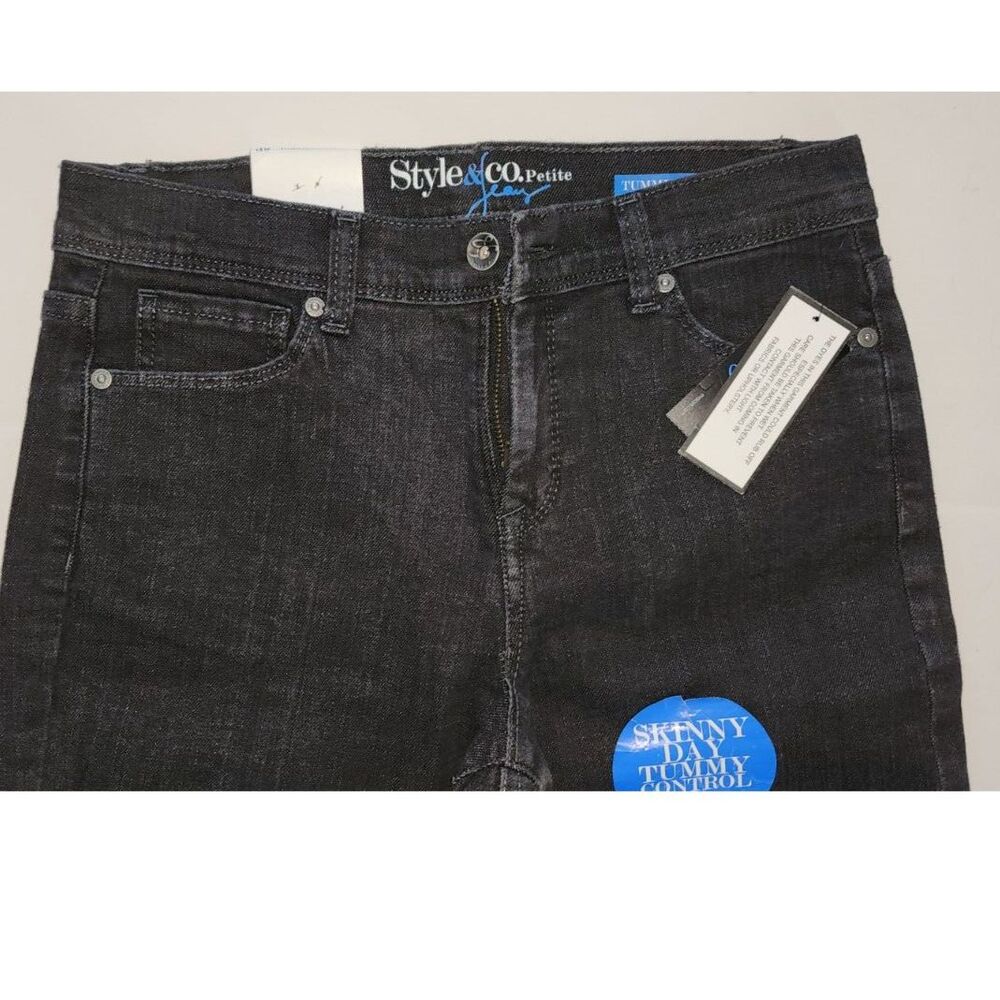 NWT Style & CO Tummy Control Black Boot Cut Tint Jeans Sz 8P - Picture 8 of 9